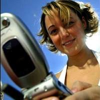 Nyandu Ponsel, Remaja Kena Tagihan Pulsa Rp 100 Juta