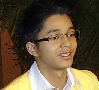 Adly Fairuz Tolak Golput