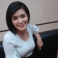 Caleg Cantik Kembali Hadiri Debat Online