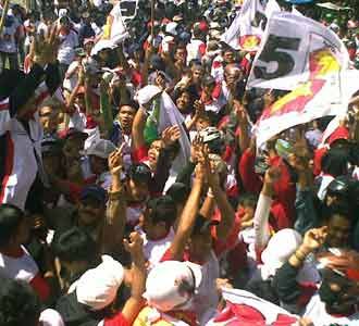 Gerindra Goyang Bandung