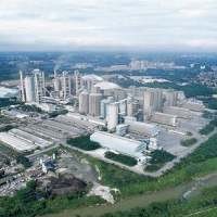 Laba Indocement 2008 Meroket 78%  