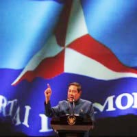 Bus Disewa untuk Kampanye PD, Angkutan Umum Susah