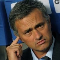 Lagi, Mourinho Diminta Kurangi Bicara