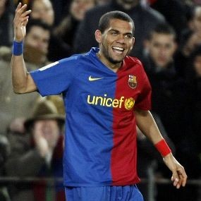 Alves Ingin Selamanya di Barca