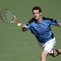 Tekuk Federer, Murray ke Final