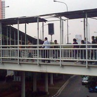 Bersabarlah Menunggu Perbaikan Sarana TransJ yang Rusak