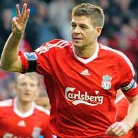 Rekor Gerrard dan Reina di Pesta The Reds