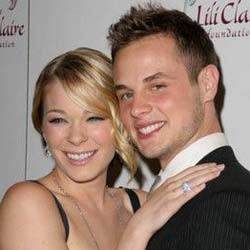 Suami LeAnn Rimes Gay?