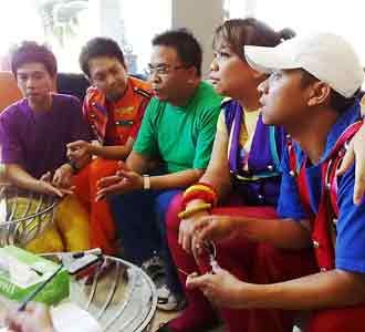 Project Pop Serba Warna-warni