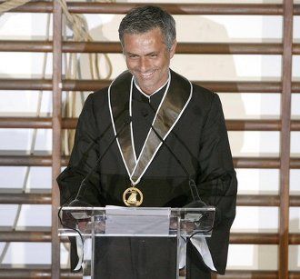 Inilah Dia, Doktor Mourinho