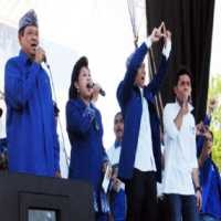 Rapat Umum Bikin Capres Banyak Latihan Nyanyi