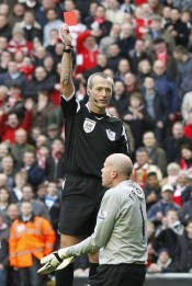 Dua Kartu Merah Dibatalkan