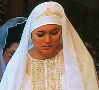 Wulan Guritno Mengaji