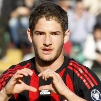 Milan (Ternyata) Bersahabat Buat Pemain Muda