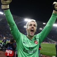 Almunia Masih Berharap Paspor Inggris