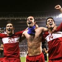 Karena Hormat Bukan Berarti Takut