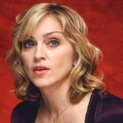 Madonna Tak Sabar Adopsi Mercy