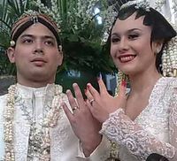 Wulan Guritno Menikah