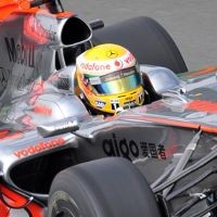 Hamilton: McLaren Semakin Membaik