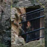 Hiii..Ada Hantu Terekam Kamera