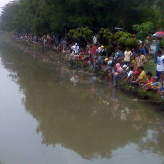 Pesta Mancing Gratis dari Caleg