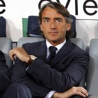 Mancini Siap Melatih di Luar Italia