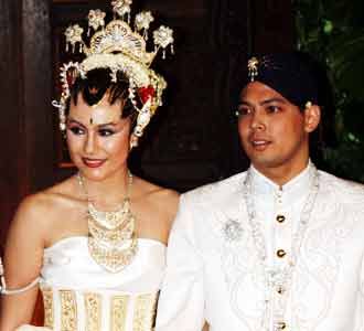 Resepsi Pernikahan Wulan Guritno