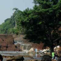 Pemerintah Akan Rekonstruksi Permanen Situ Gintung