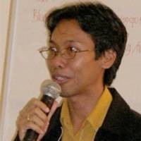 Ramai-ramai Menenggelamkan JK?