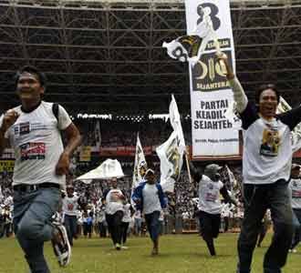 PKS Putihkan Senayan