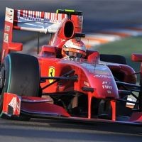 Ferrari Jeblok Gara-gara Ban