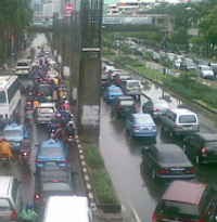 Kuningan Banjir Selutut, Lalin Padat
