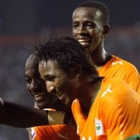Drogba Cs Tak Mau Larut dalam Duka