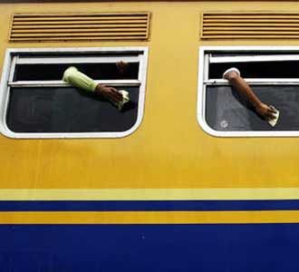 KA Disalon Tiga Bulan Sekali