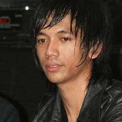 Ribut Kasus Plagiator, dMasiv Raih 6 Juta RBT