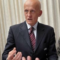 Collina Tak Setuju Kartu Oranye