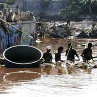 Ambil Sampel, Polisi Selidiki Pencemaran di Situ Gintung