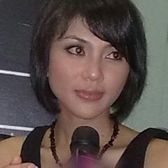 Lusy Rachmawati Ceraikan Jose Karena Orang Ketiga?