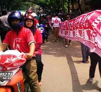 PDP Bentangkan Spanduk 1,6 Kilometer
