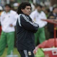 Argentina Kalah, Maradona Ditusuk Enam Kali