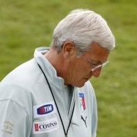Lippi Salahkan Wasit