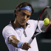 Federer Susul Djokovic