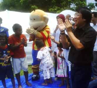 Kak Seto Hibur Korban Situ Gintung