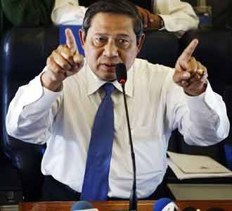 SBY Jumpa Pers dalam Pesawat