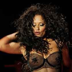 Mel B Menari Erotis di Las Vegas