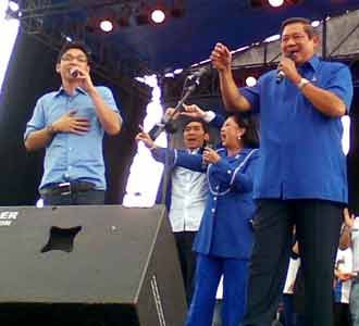 SBY Duet Bareng Ungu