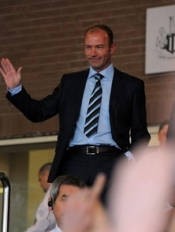 Shearer Akan Lekas Belajar