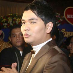 Indra Bekti Siap Lepas Lajang di 2011