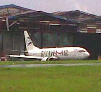 Bandara Hussein Pasca Fokker Jatuh