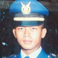 Sepupu Letda Richie Desipratika Bermimpi Giginya Tanggal